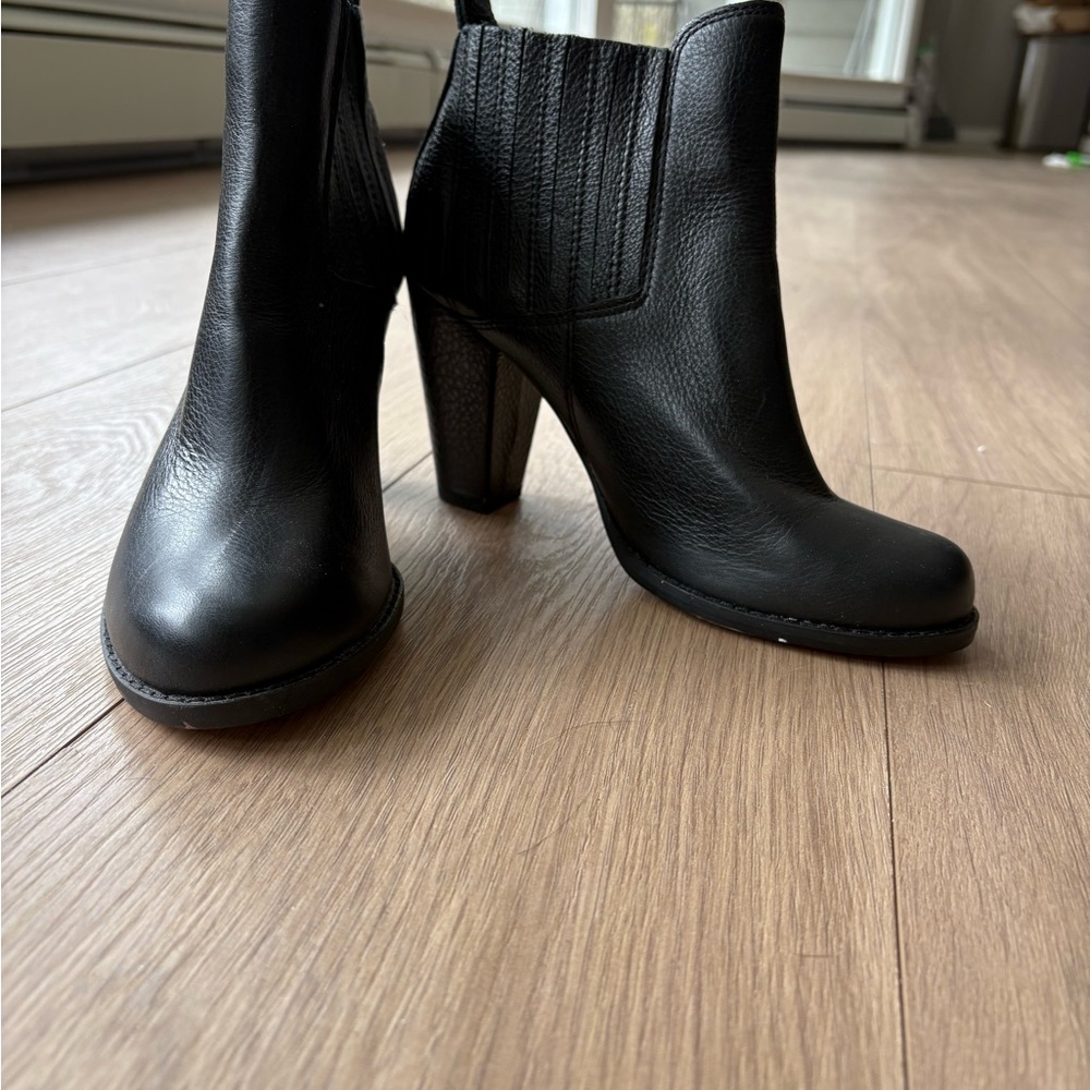 NWOT Black Leather Ankle Boots